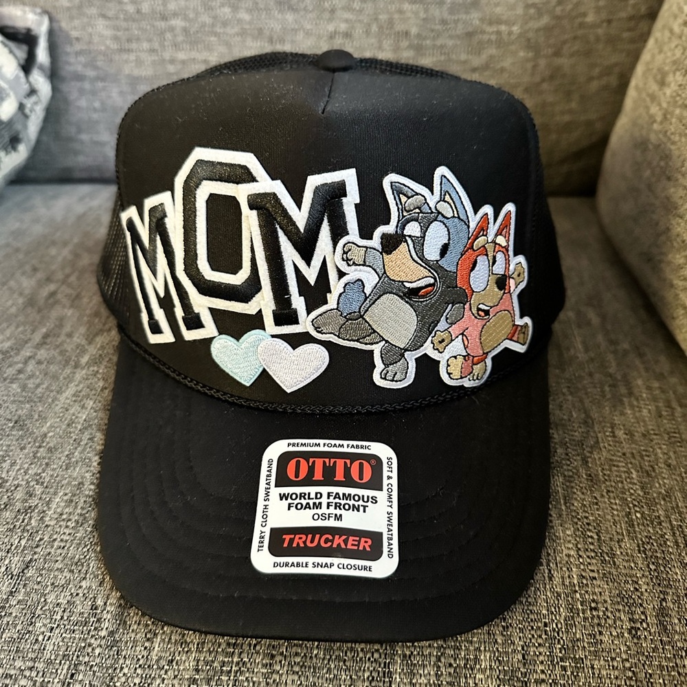NWOT Custom Bluey Trucker Hat